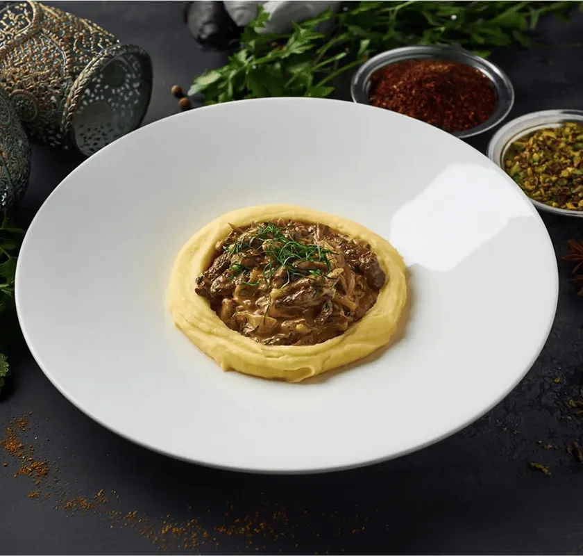 Бефстроганов  Levantine