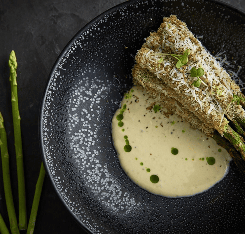 image recipe Хрустящая спаржа с соусом из козьего сыра и чёрного трюфеля