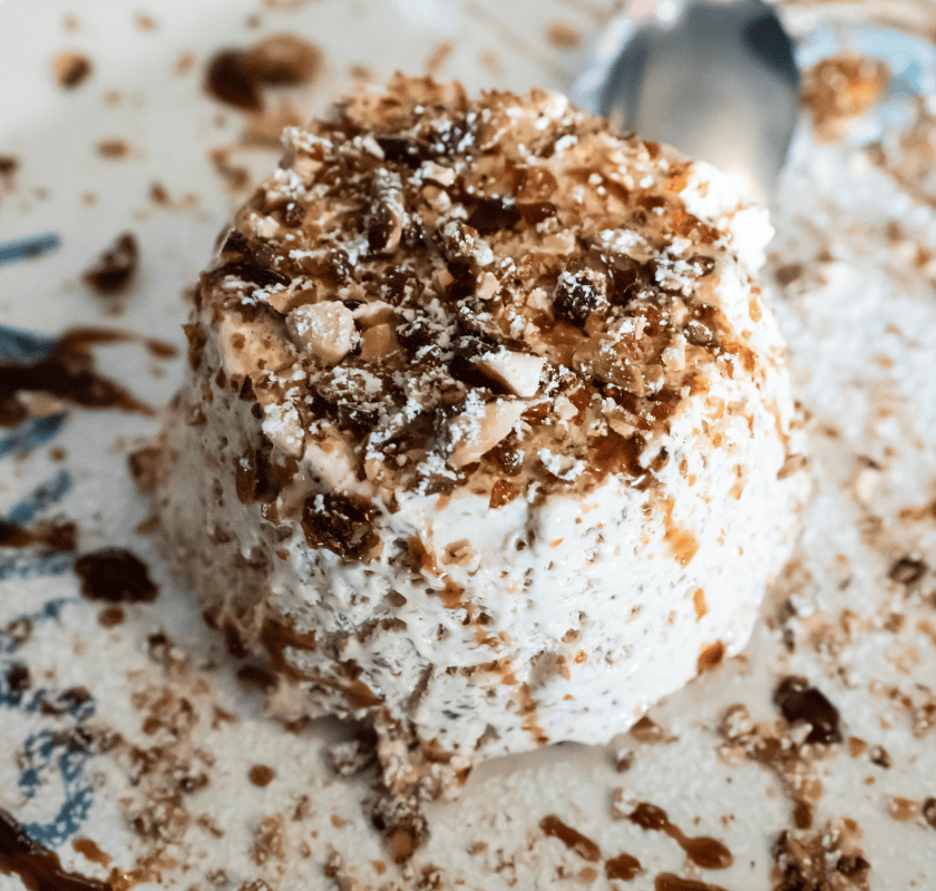 Мороженое с фундучным пралине oт Даpьи Шмаpoвoй